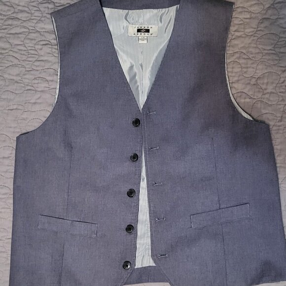 Casual Vests - Picture 3 of 3
